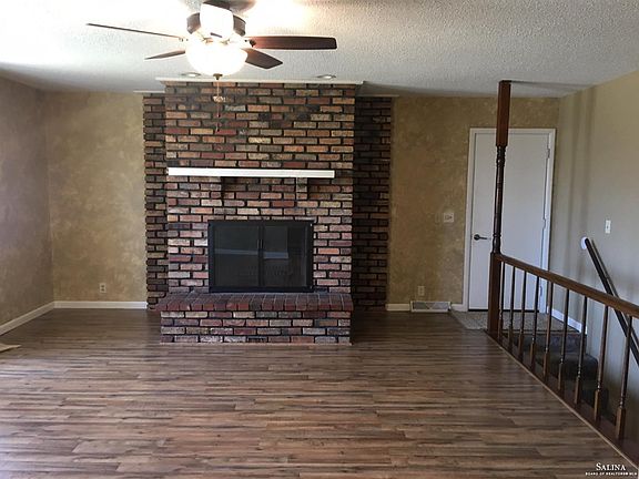 4th image of 602 Venus Ave