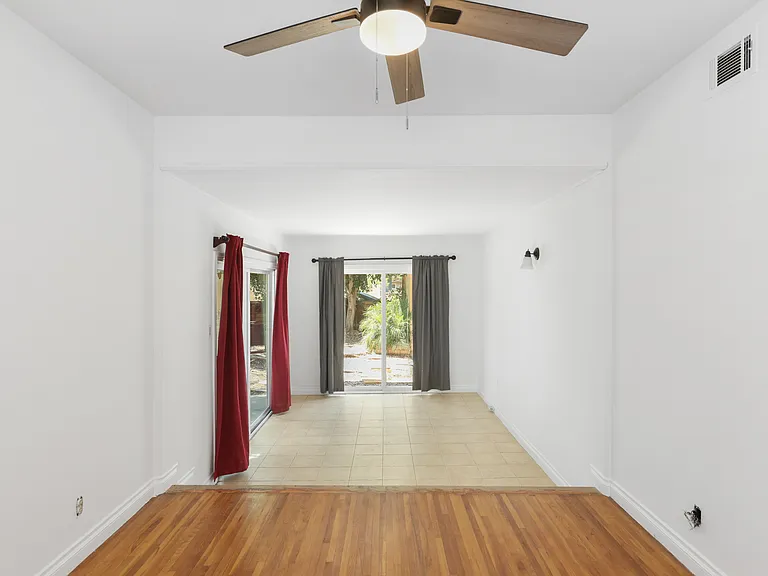 304 S Greengrove Dr — Photo 29
