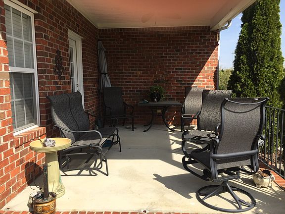 5th image of 103 Magnolia Ln