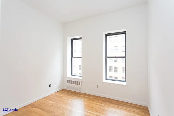 Rented by LC Lemle Real Estate Group | media 20