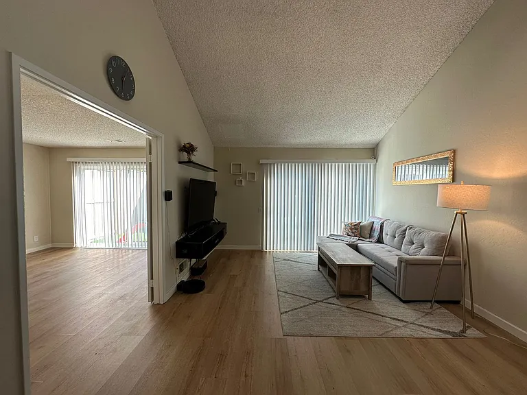 39601 Fremont Blvd — Photo 3