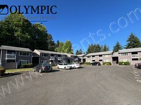 Tumwater Condo Style Apartment - 2 BR 1 BA