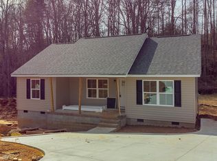 141 Speedwell Baptist Church Rd, Cullowhee, NC 28723