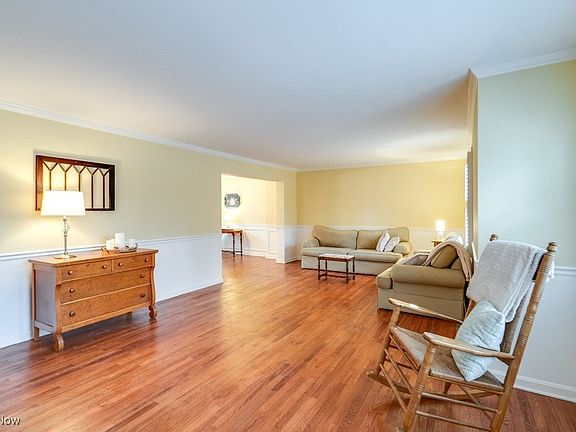 5th image of 6492 Elmcrest Dr