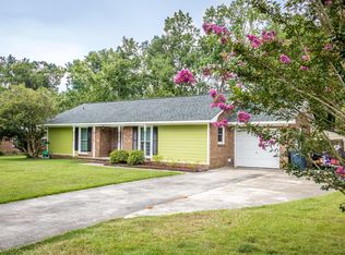 606 Plaza Dr #16, Jacksonville, NC 28540