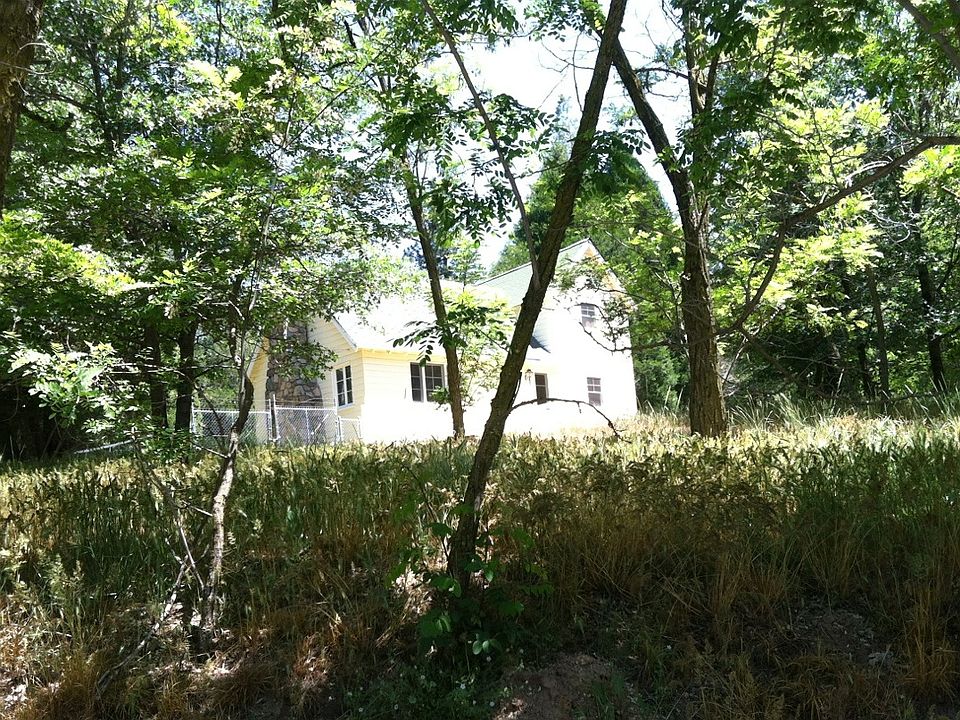 1st image of 22687 Waters Dr