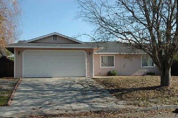 2nd image of 1076 Constitution Ct