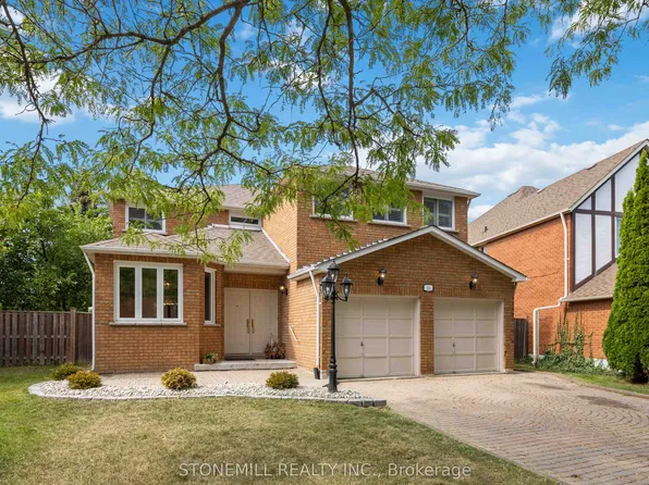 24 Soho Cres, Markham, ON L3P 7H8