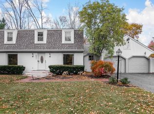 8896 Charington Ct, Pickerington, OH 43147