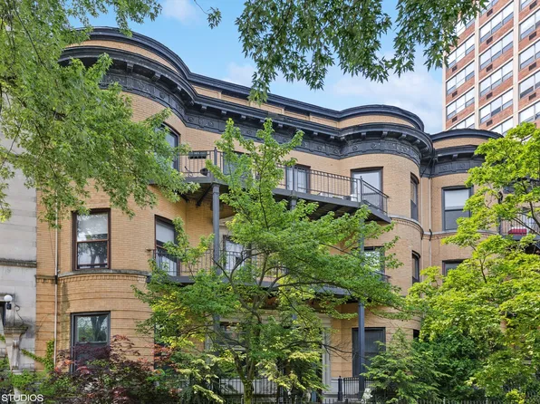 935 W Gunnison St APT 3W, Chicago, IL 60640