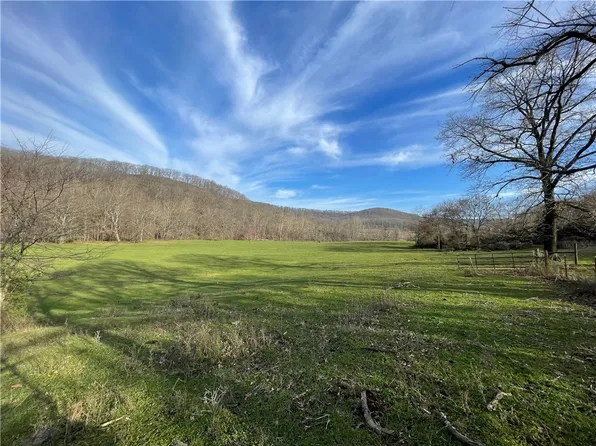 Hazel Valley Rd, Fayetteville, AR 72701