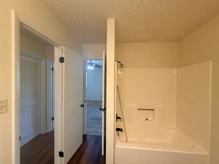 2B Westbrook Cir #B — Photo 11
