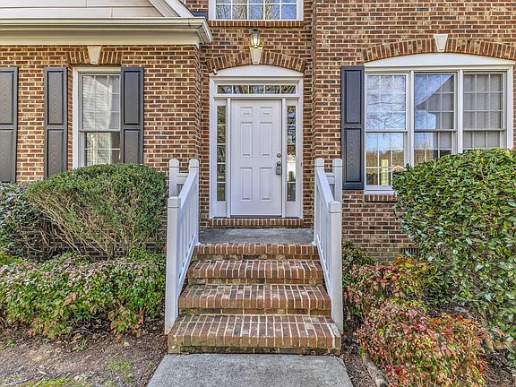 5th image of 3 Carylynn Ct