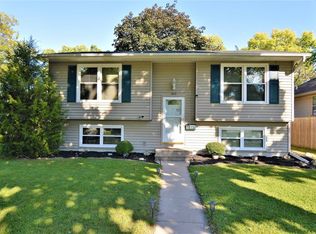 1015 10th St NW, Cedar Rapids, IA 52405