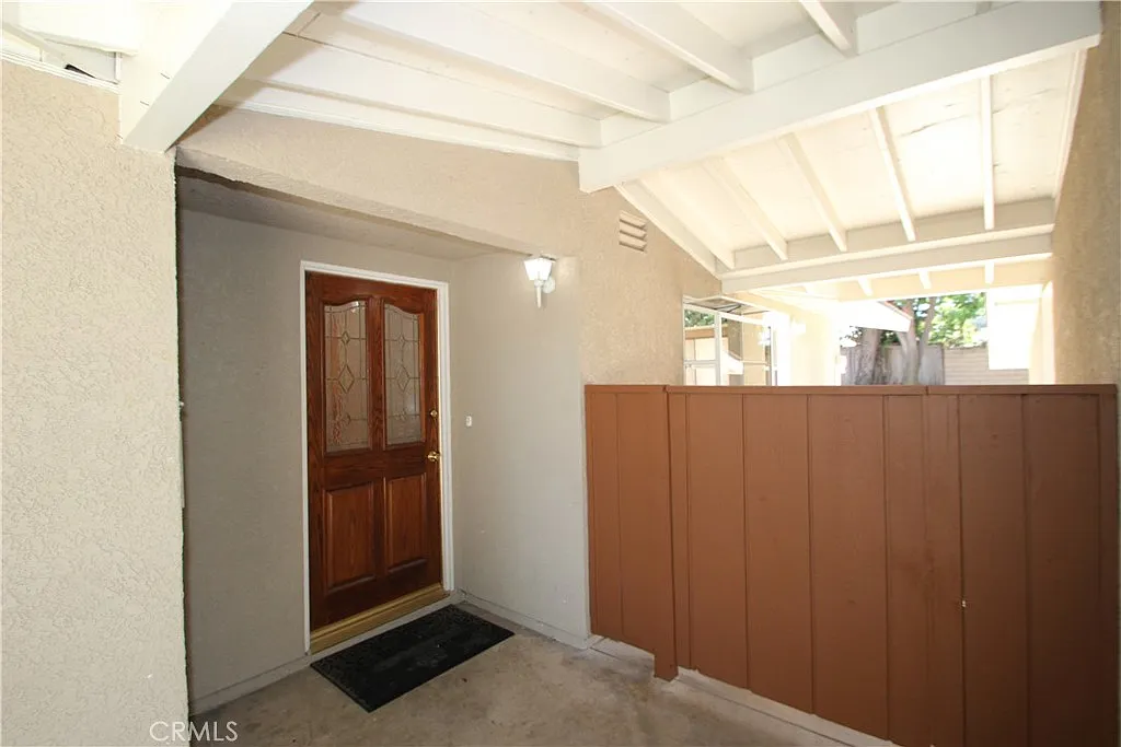 3 bed, 1380 sqft, $4,850 — Photo 2