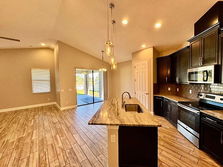 10738 Pleasant Knoll Dr — Photo 8