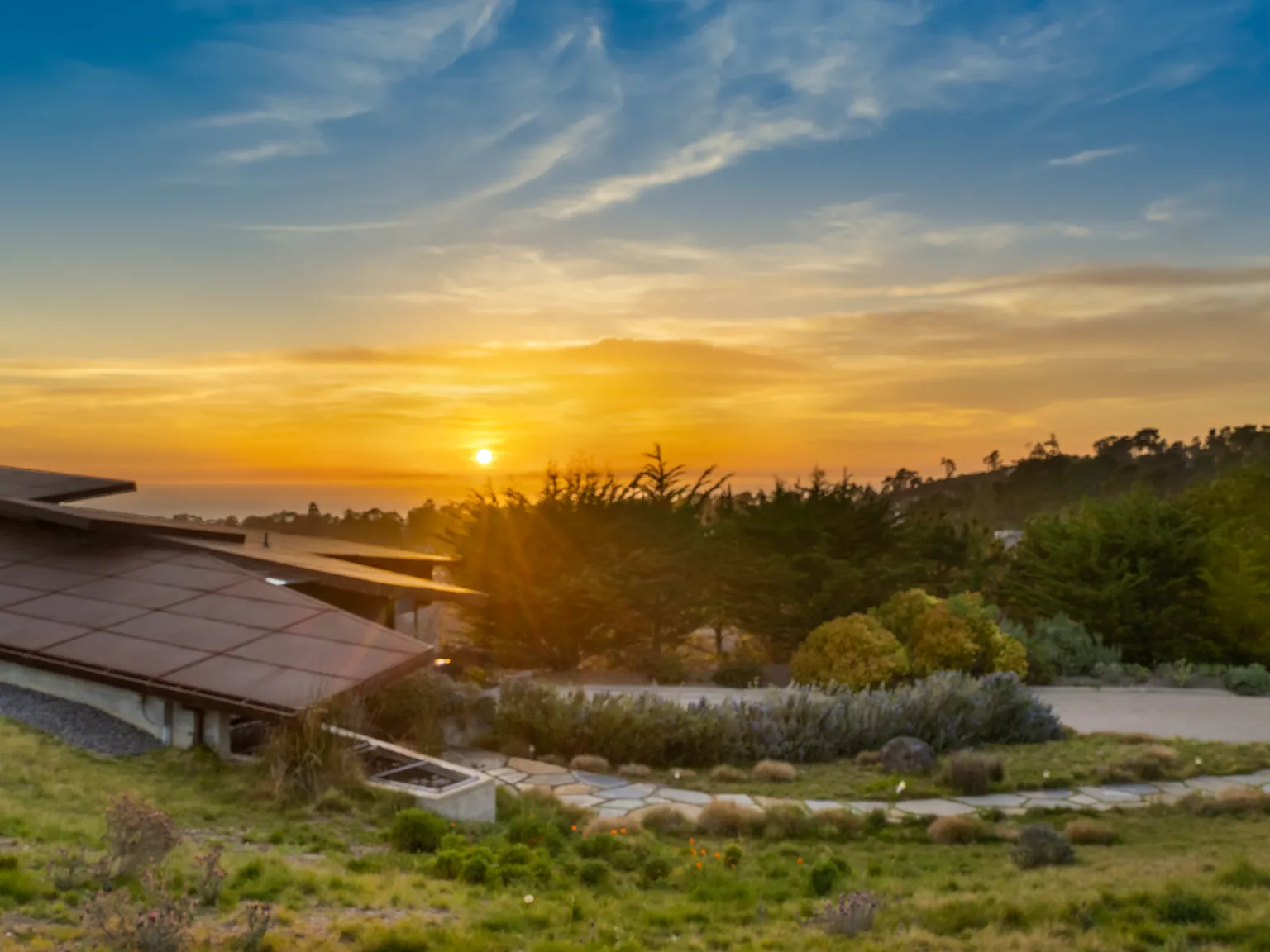 3 bed, 3400 sqft, $20,000 — Photo 4