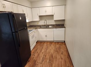 1116 Melrose Ct #6, Neenah, WI 54956