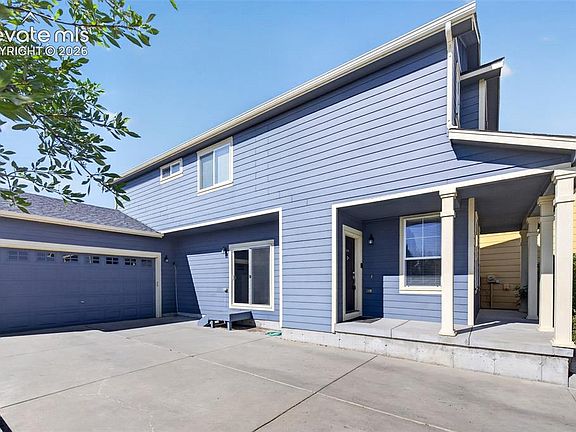 3rd image of 6483 Silverwind Cir