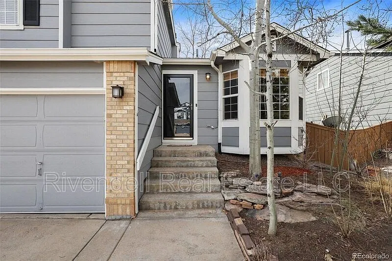 4 bed, 3.0 bath, 1805 sqft, $3,095 — Photo 2