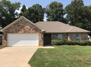 502 Hawthorne St, Benton, AR 72015