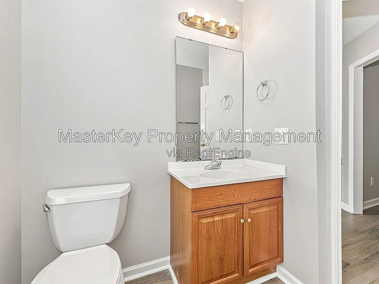 201 Harvester Dr — Photo 27