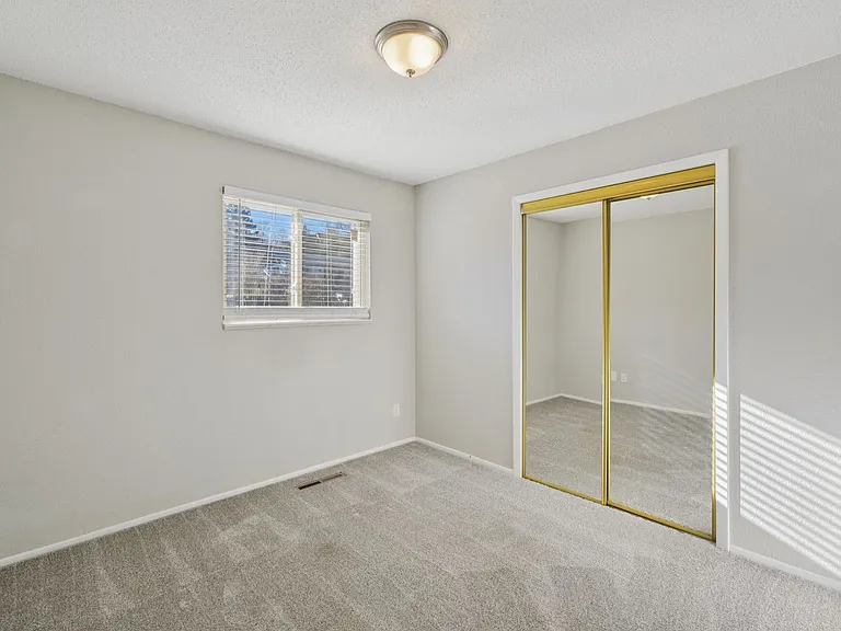 1235 Tonka Ave — Photo 23