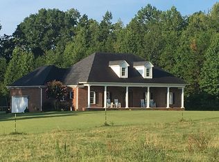 224 Jones Farm Ln, Advance, NC 27006