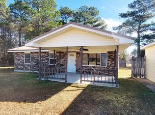 17184 Fenton Dedeaux Rd, Kiln, MS 39556