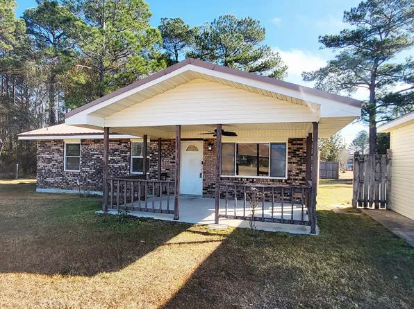 17184 Fenton Dedeaux Rd, Kiln, MS 39556