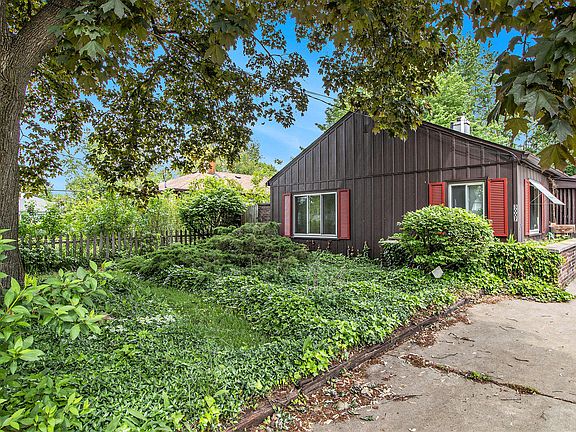 5th image of 3007 Fulford St