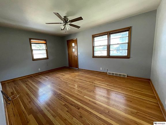 5th image of 3520 Hascall St