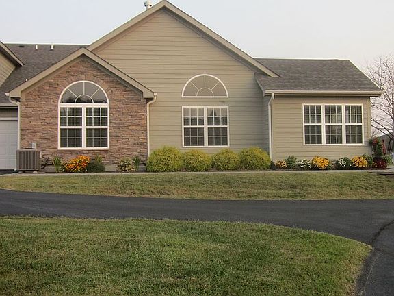 4th image of 5426 Orchard Villas Cir
