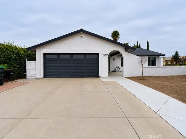 1302 Turquoise Dr, Corona, CA 92882