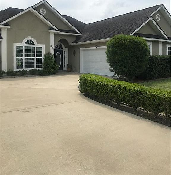 1st image of 339 Water Crest Dr