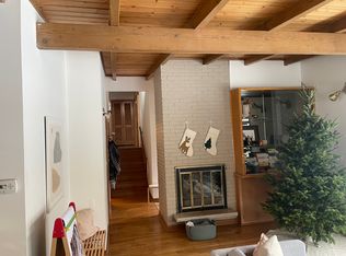 9155 N Santa Monica Blvd, Bayside, WI 53217