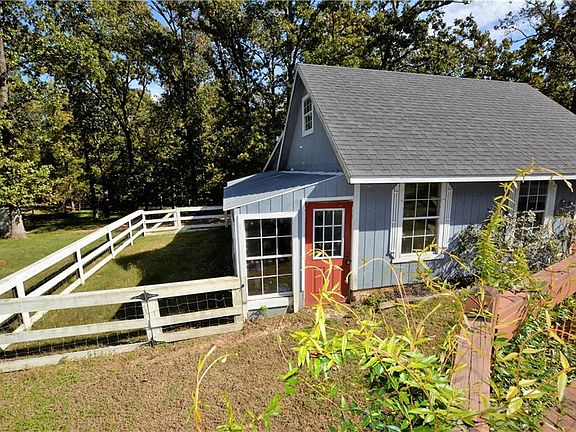5th image of 431 County Road 33630