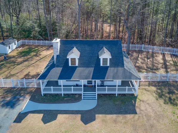 33228 Holly Ln, Wallops Island, VA 23337