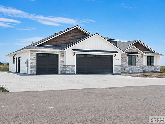 5th image of 1126 Castle Pines Rd