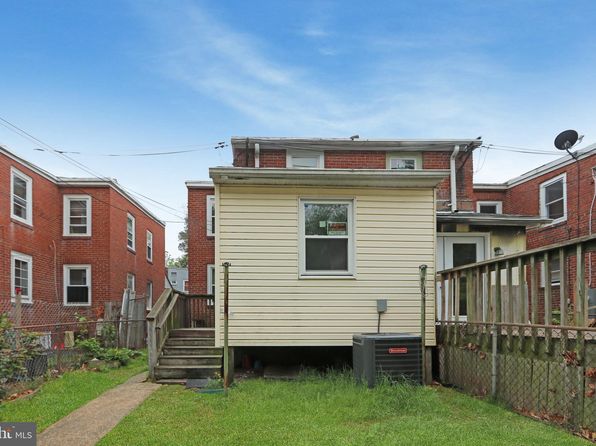 26 Denham Ave, Claymont, DE 19703