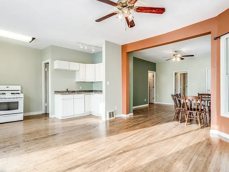 2430 Military St #2 — Photo 6