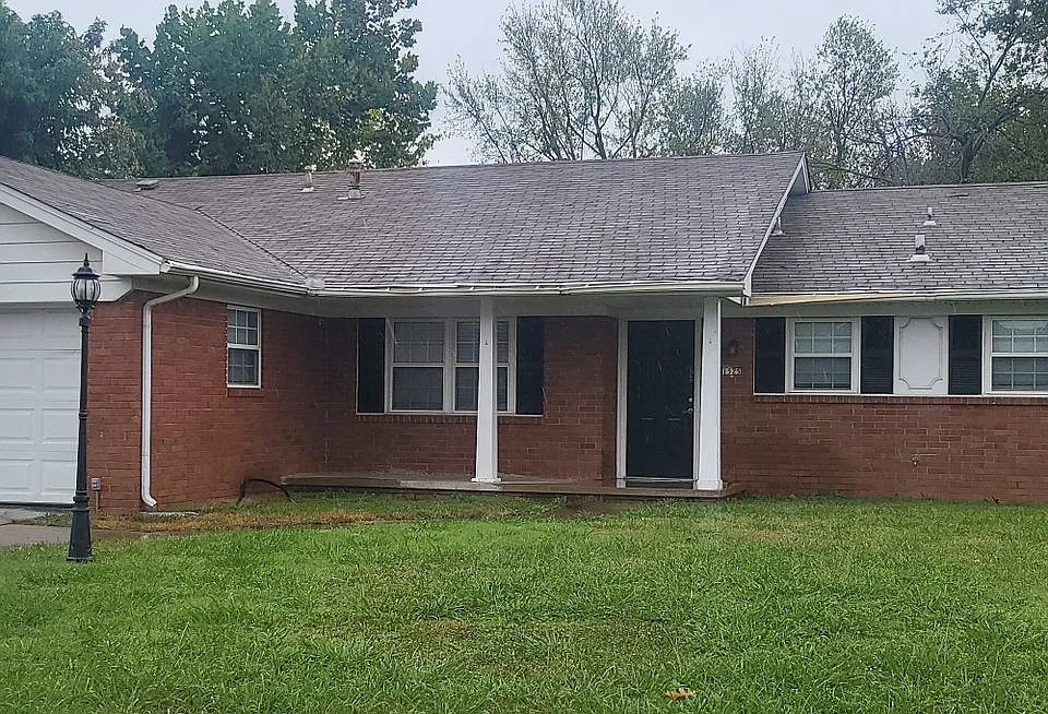 1525 S 122nd East Ave