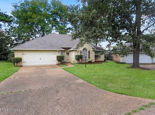 14 Parkview Rd, Clinton, MS 39056
