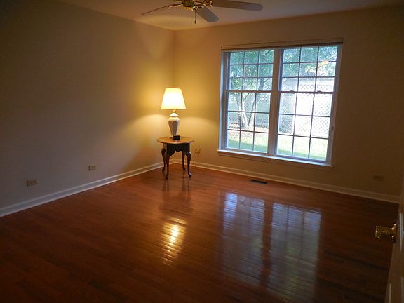 5th image of 126 Huntington St #25-A