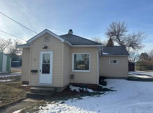 21 B Ave W, Lake Park, IA 51347