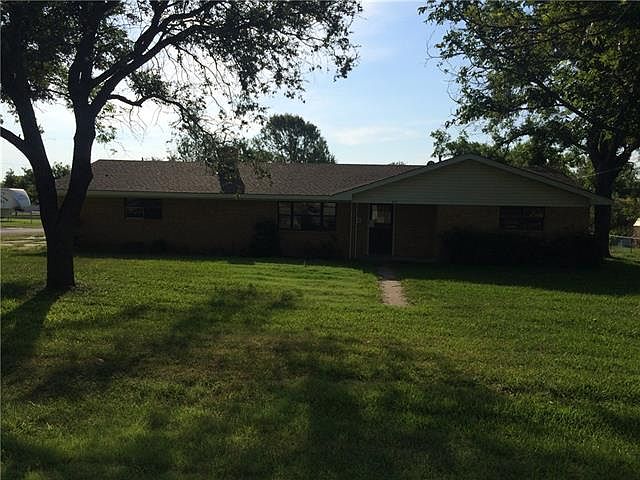 1st image of 637 Highland Ave