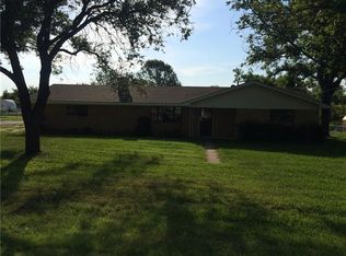 637 Highland Ave, Dublin, TX 76446