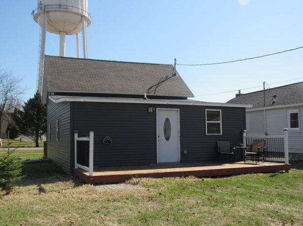 202 Front St W, Fulda, MN 56131