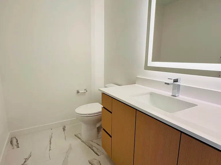 1658 NE 124th St #341 — Photo 17