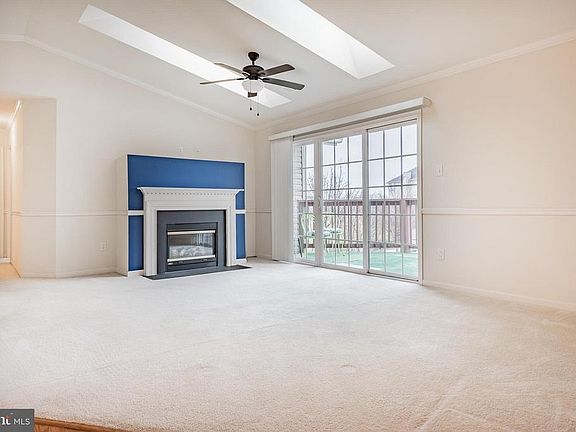 2nd image of 161 Brookland Ct APT 6